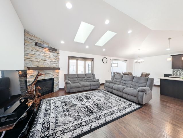 6810 24 Street S, Fargo, ND 58104