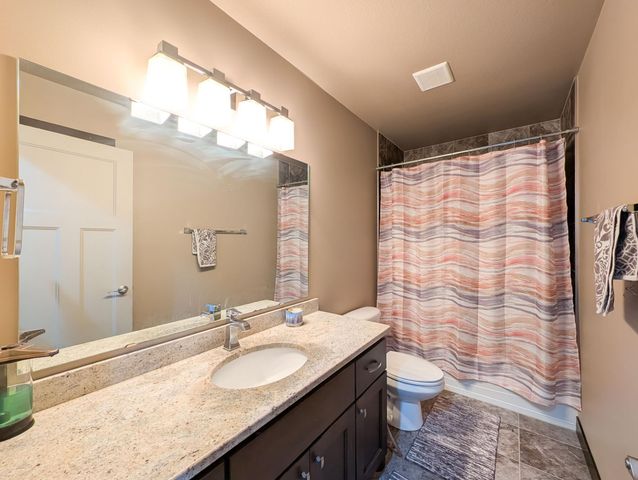 6810 24 Street S, Fargo, ND 58104