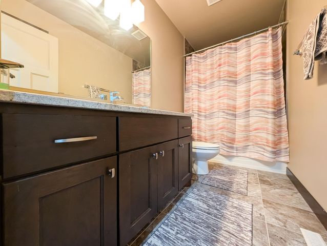 6810 24 Street S, Fargo, ND 58104