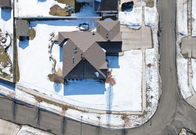 6810 24 Street S, Fargo, ND 58104