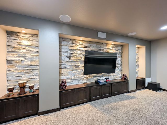 6810 24 Street S, Fargo, ND 58104