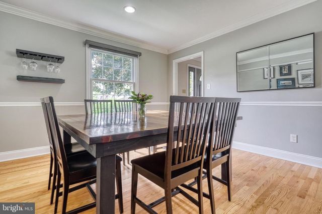 805 CORTLEIGH DR, York, PA 17402