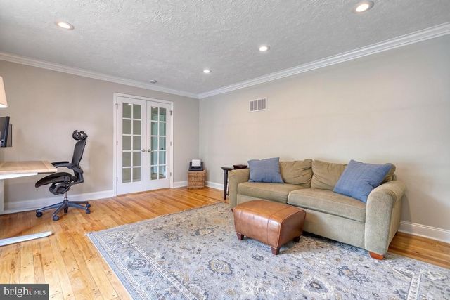 805 CORTLEIGH DR, York, PA 17402