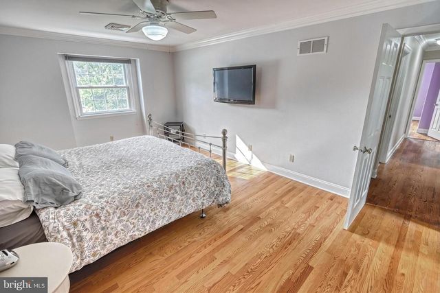 805 CORTLEIGH DR, York, PA 17402