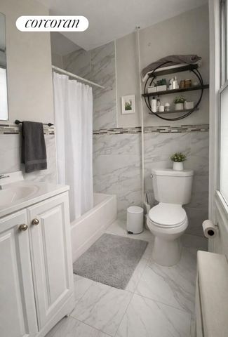 192 GUERNSEY Street, New York City, NY 11222