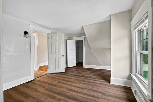 2731 Lawndale Avenue, Cincinnati, OH 45212