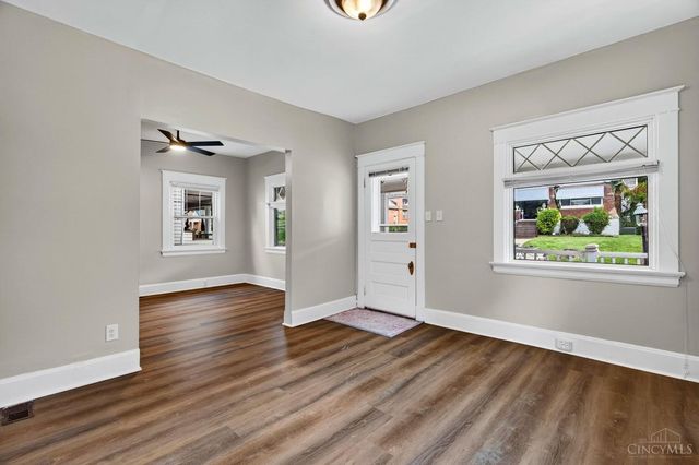 2731 Lawndale Avenue, Cincinnati, OH 45212
