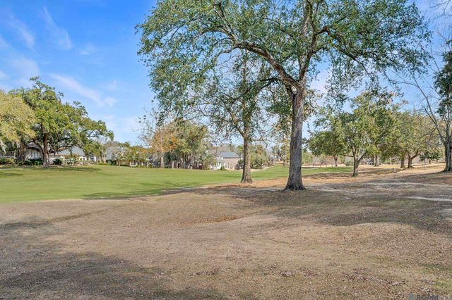 17628 W Lakeway Ave, Baton Rouge, LA 70810