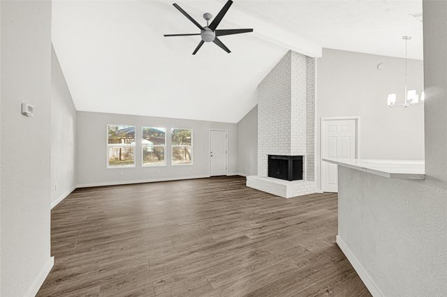 1114 Vang Court, Crosby, TX 77532