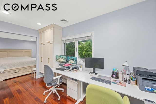 79 Sparkill Avenue, New York City, NY 10304