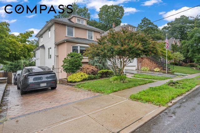 79 Sparkill Avenue, New York City, NY 10304