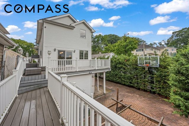 79 Sparkill Avenue, New York City, NY 10304