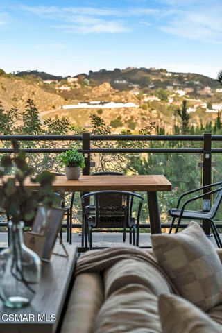 54 Saddlebow Road, Bell Canyon, CA 91307