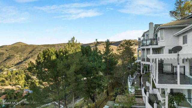 54 Saddlebow Road, Bell Canyon, CA 91307