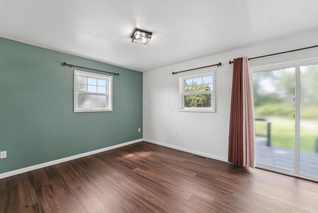 37 Wymer Drive SW, Reynoldsburg, OH 43068