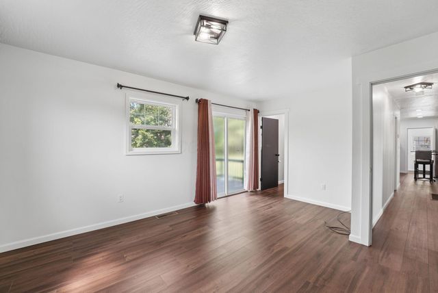 37 Wymer Drive SW, Reynoldsburg, OH 43068
