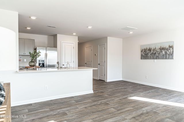 205 Maddox Drive, Aberdeen, NC 28315