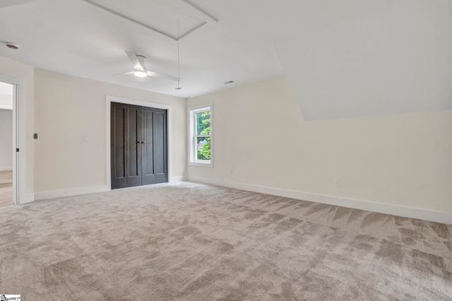 208 Pinehaven Street, Laurens, SC 29360