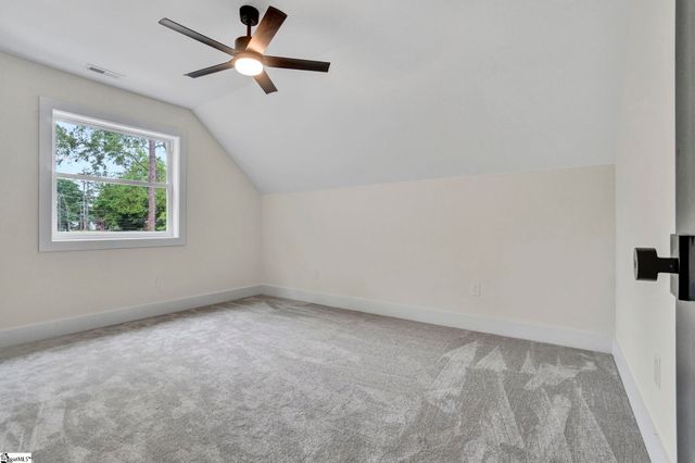 208 Pinehaven Street, Laurens, SC 29360