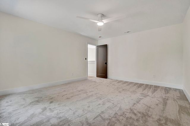 208 Pinehaven Street, Laurens, SC 29360
