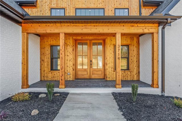 3714 Beroth Circle, Pfafftown, NC 27040