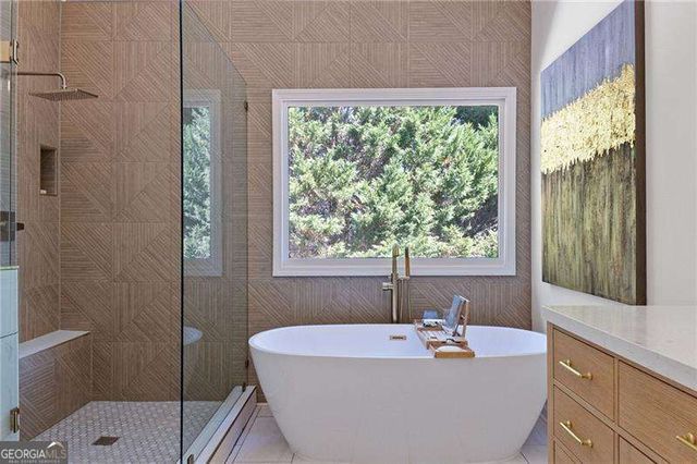 2065 Fairway Crossing Drive, Woodstock, GA 30188