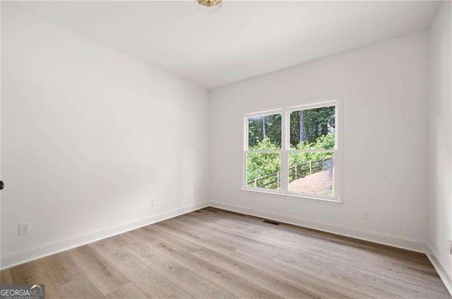 2065 Fairway Crossing Drive, Woodstock, GA 30188