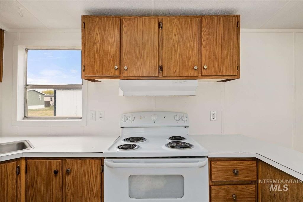280 Colleen Dr, Mountain Home, ID 83647 photo 5