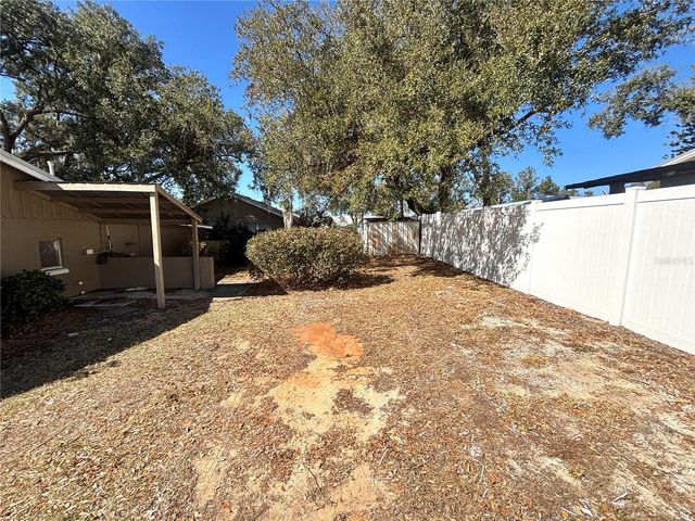 840 LAKE AVENUE, Clermont, FL 34711