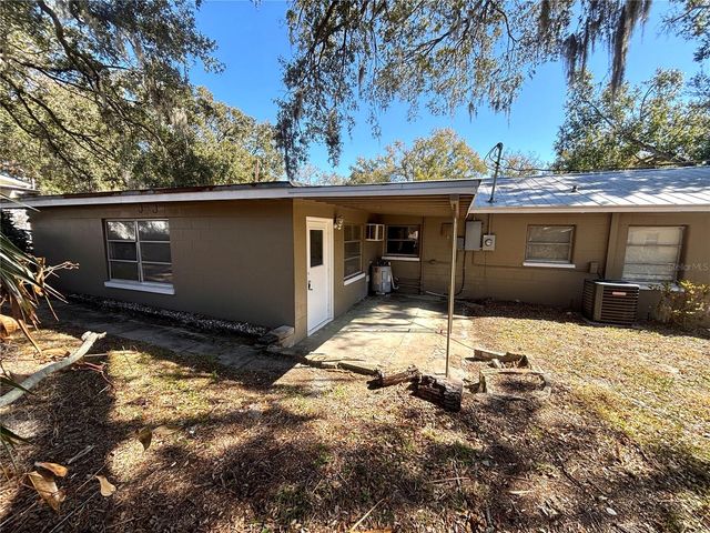 840 LAKE AVENUE, Clermont, FL 34711