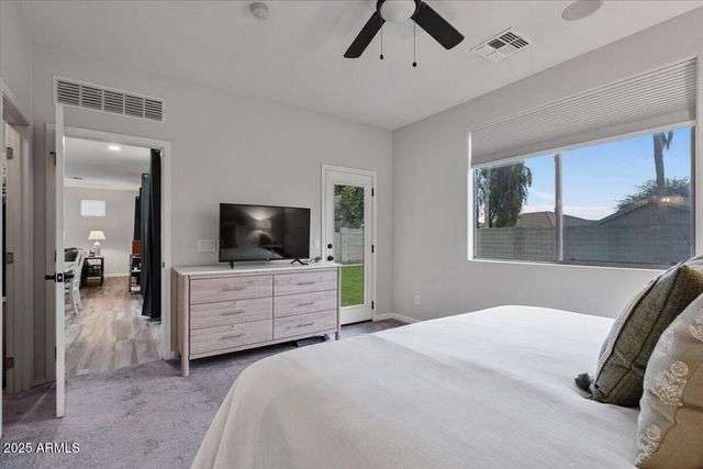 1524 E GARY Way, Phoenix, AZ 85042