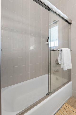 3363 Kiwanis St, Oakland, CA 94602