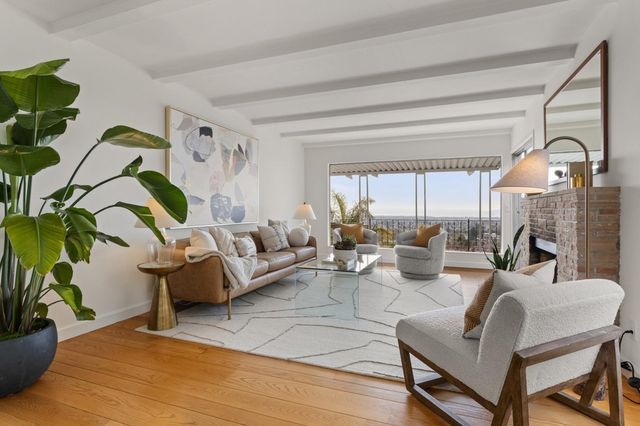 3363 Kiwanis St, Oakland, CA 94602