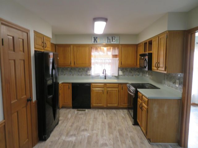 8214 Kingswood Court, Evansville, IN 47715