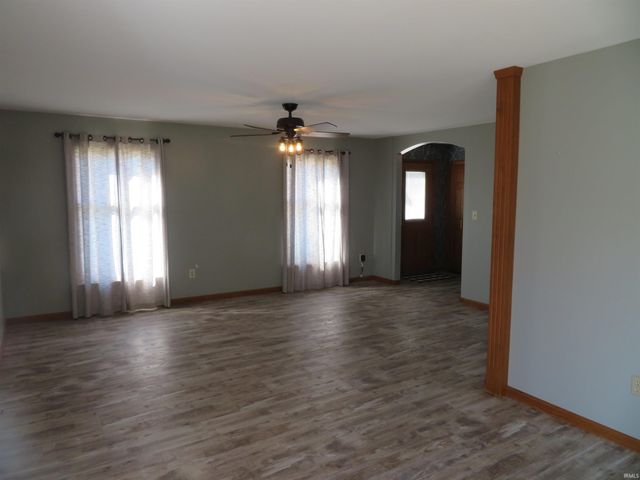 8214 Kingswood Court, Evansville, IN 47715