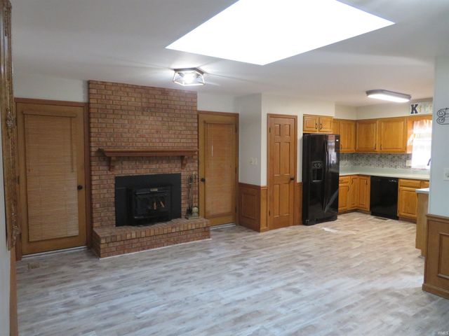 8214 Kingswood Court, Evansville, IN 47715