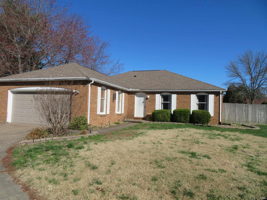 8214 Kingswood Court, Evansville, IN 47715