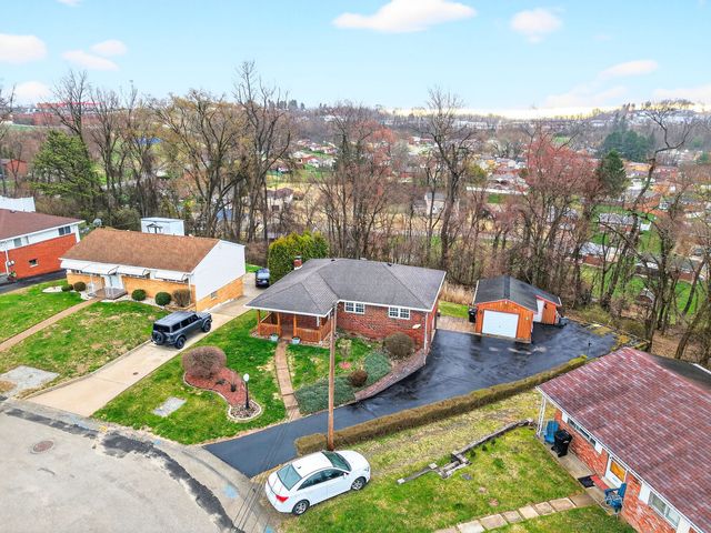 13961 DEVEREAUX COURT, North Huntingdon, PA 15642