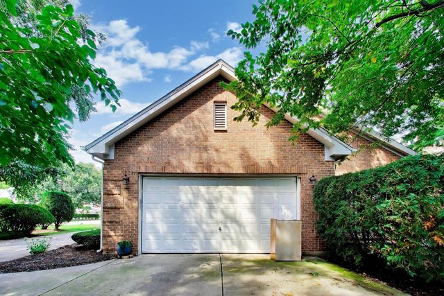 1425 Tyrell Avenue, Park Ridge, IL 60068