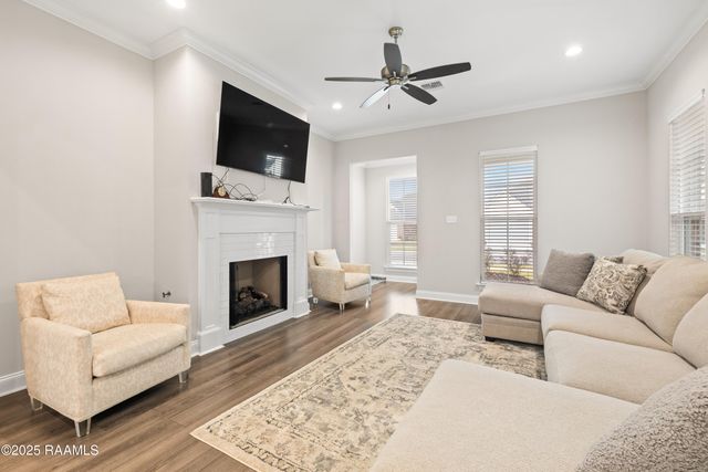 211 Harton Road, Youngsville, LA 70592