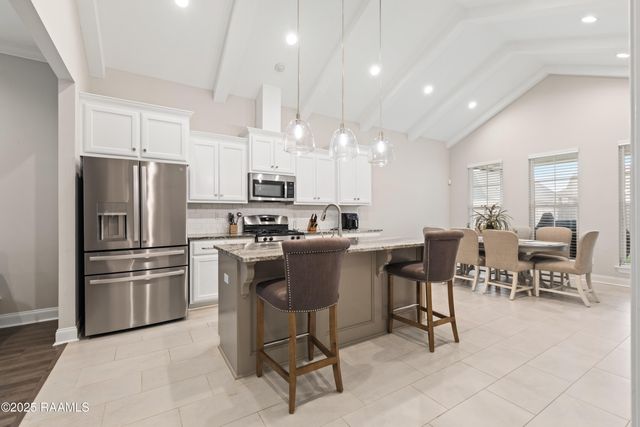 211 Harton Road, Youngsville, LA 70592