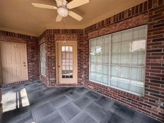 2803 Kings Crossing Drive 303, Houston, TX 77345