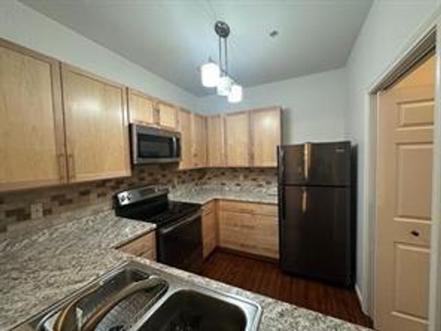 2803 Kings Crossing Drive 303, Houston, TX 77345