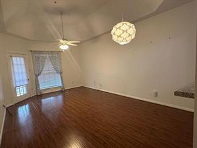 2803 Kings Crossing Drive 303, Houston, TX 77345