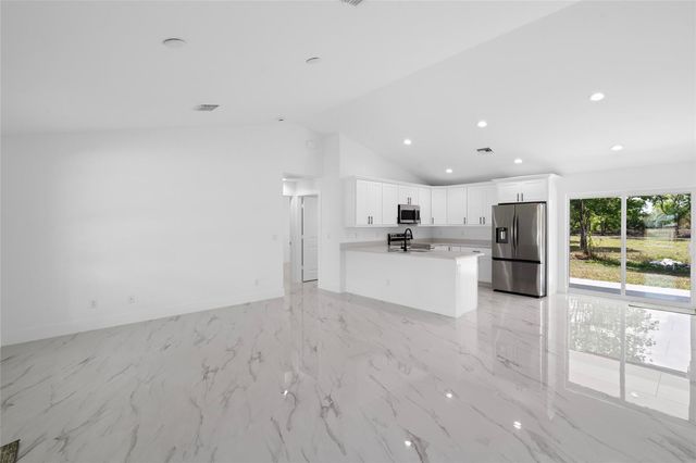 17932 NW 288TH STREET, Okeechobee, FL 34972