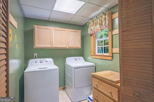 495 Dockery Lane, Mineral Bluff, GA 30559