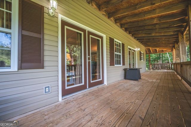 495 Dockery Lane, Mineral Bluff, GA 30559