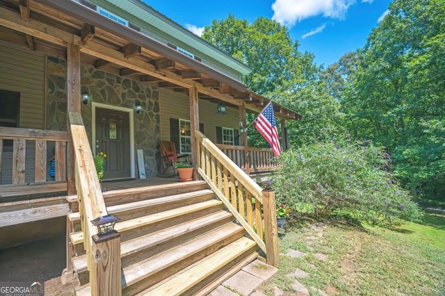 495 Dockery Lane, Mineral Bluff, GA 30559