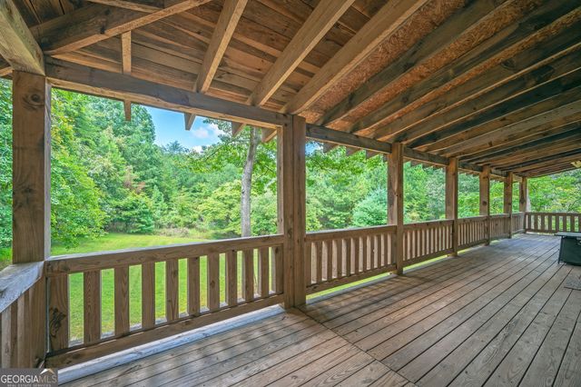 495 Dockery Lane, Mineral Bluff, GA 30559