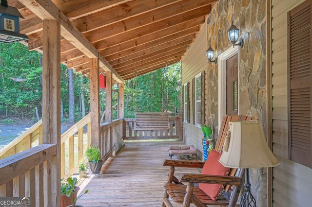 495 Dockery Lane, Mineral Bluff, GA 30559